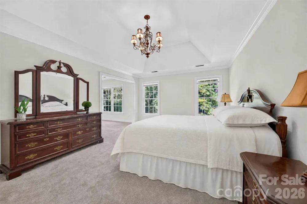 12135 Darby Chase Drive Charlotte, NC 28277
