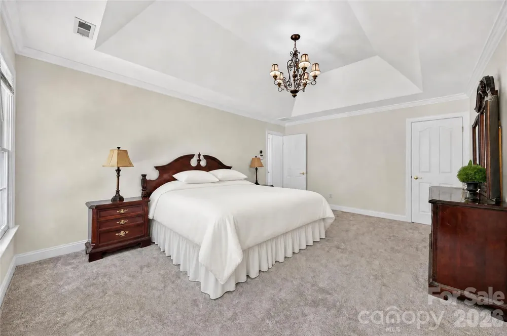 12135 Darby Chase Drive Charlotte, NC 28277