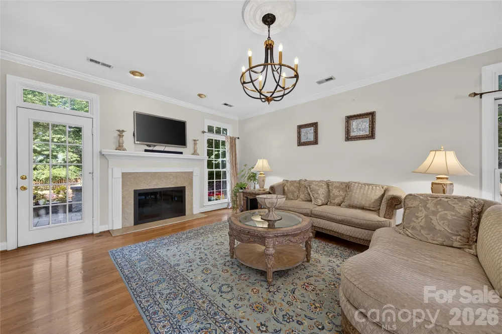 12135 Darby Chase Drive Charlotte, NC 28277