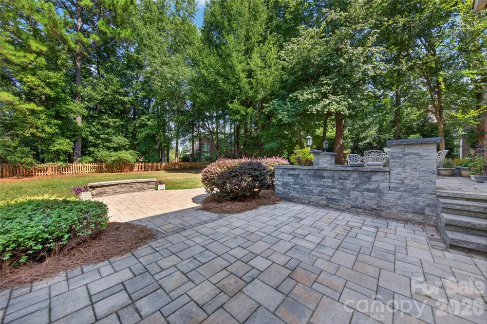 12135 Darby Chase Drive Charlotte, NC 28277