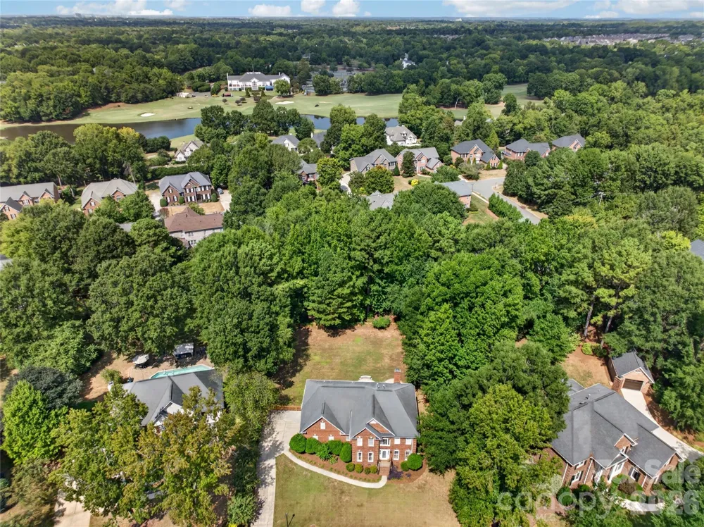 12135 Darby Chase Drive Charlotte, NC 28277