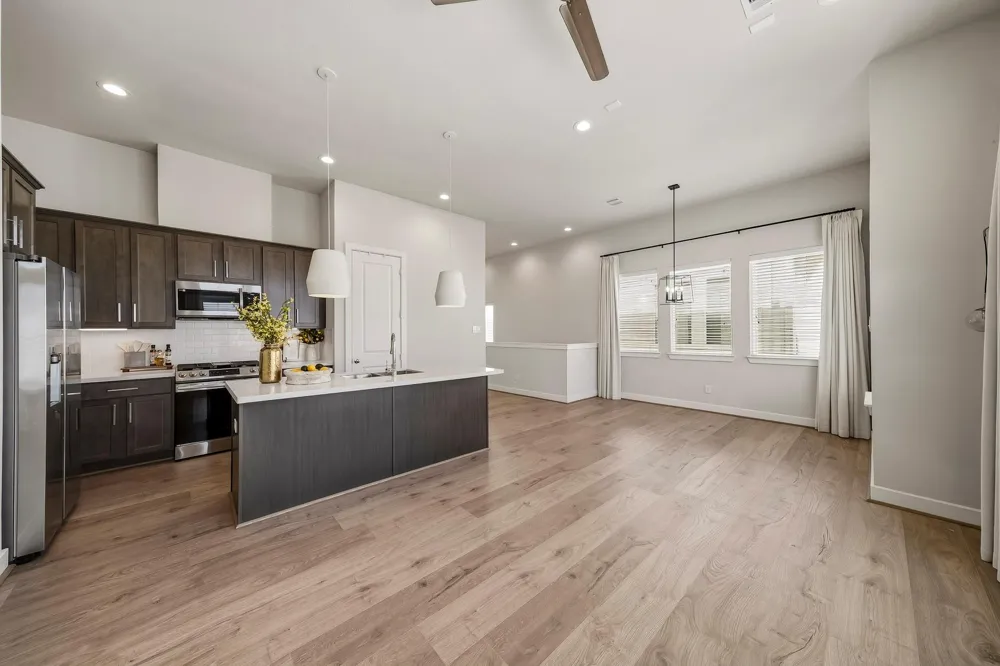 728 Carriage Knolls Drive Houston, TX 77008