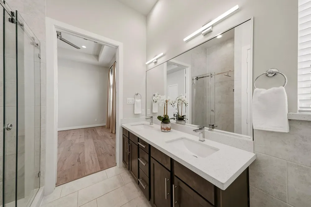 728 Carriage Knolls Drive Houston, TX 77008