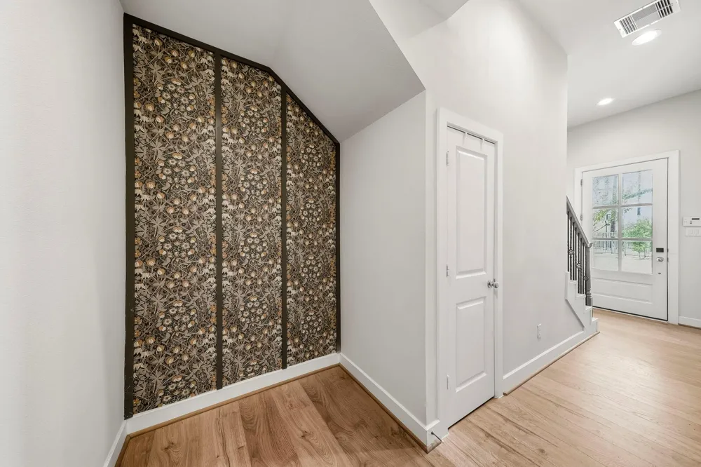 728 Carriage Knolls Drive Houston, TX 77008