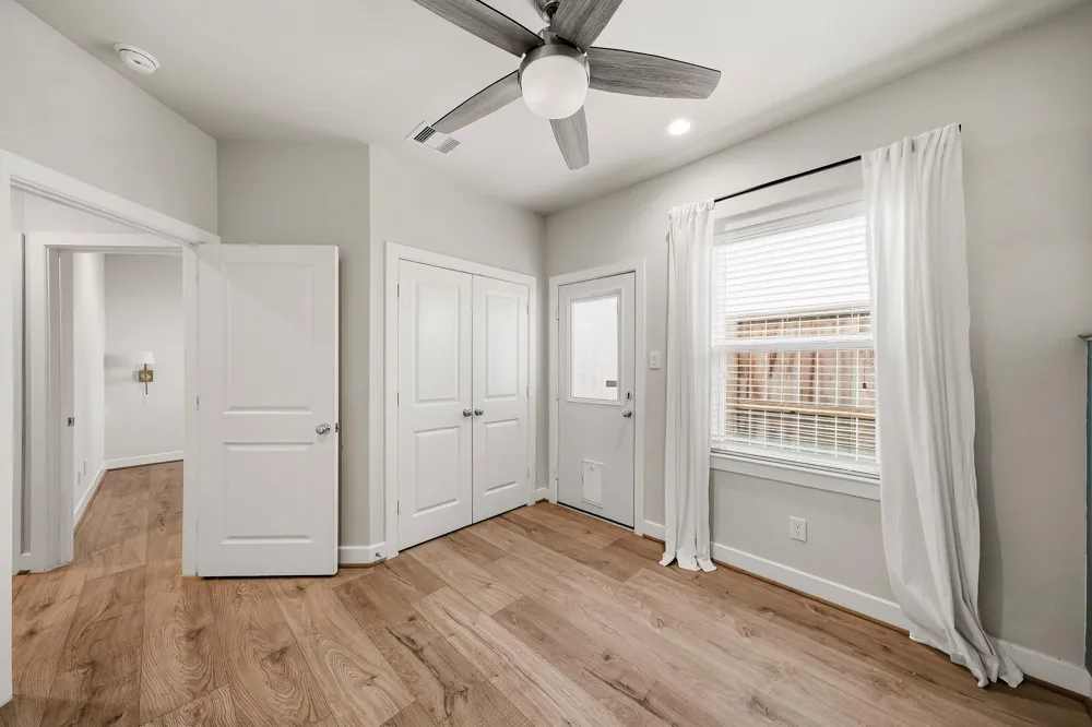 728 Carriage Knolls Drive Houston, TX 77008