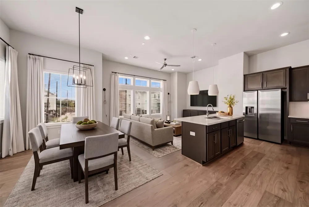 728 Carriage Knolls Drive Houston, TX 77008