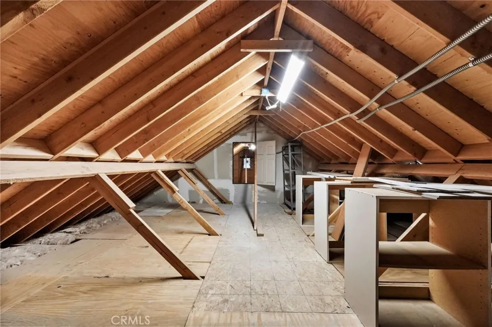 11380 Reseda Los Angeles, CA 91326