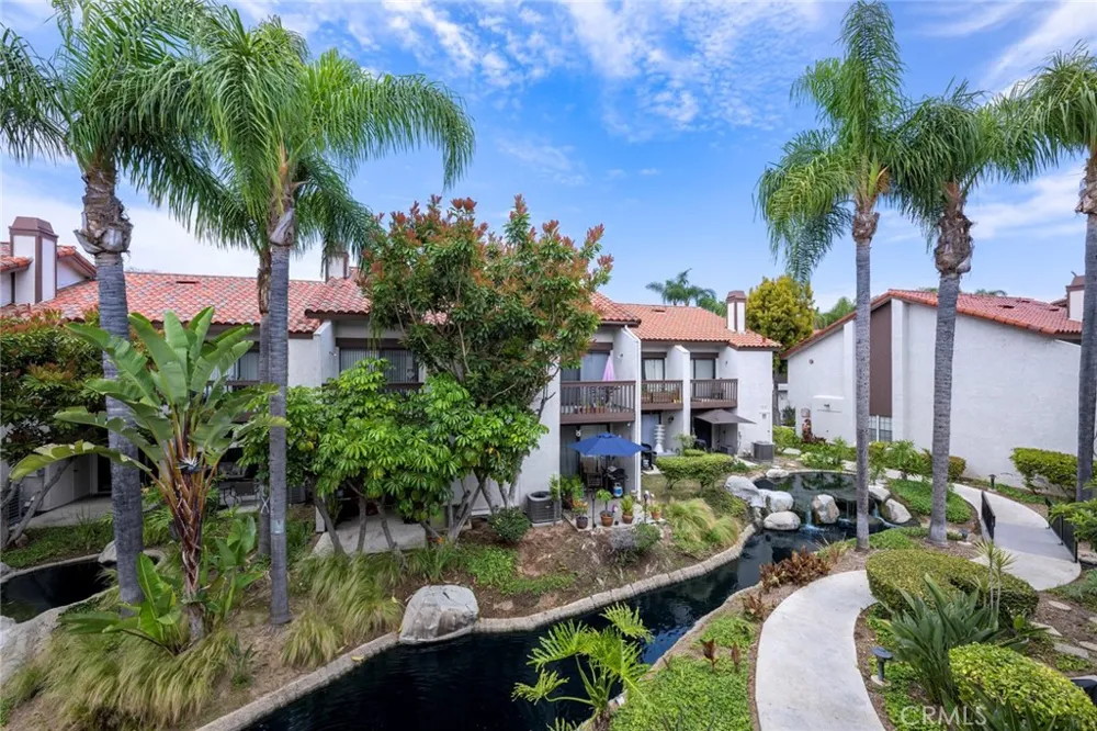 319 Molokai Drive Placentia, CA 92870