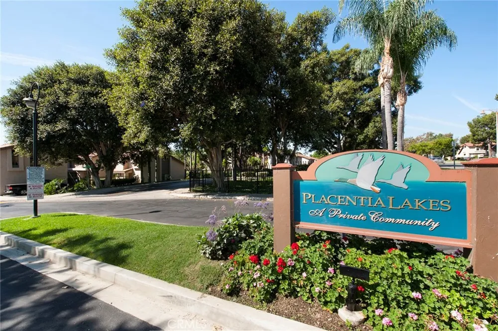 319 Molokai Drive Placentia, CA 92870