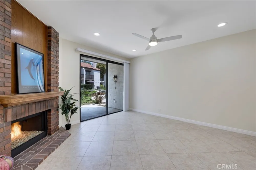 319 Molokai Drive Placentia, CA 92870