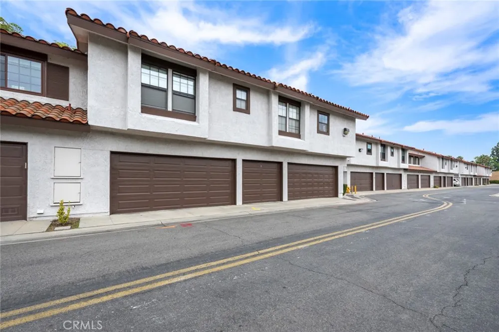 319 Molokai Drive Placentia, CA 92870
