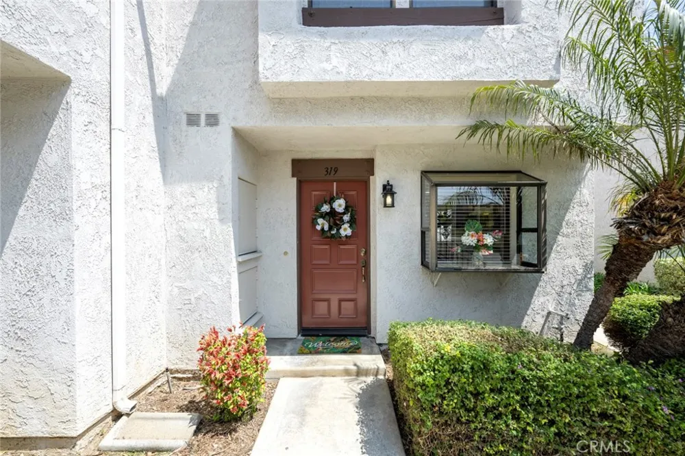 319 Molokai Drive Placentia, CA 92870