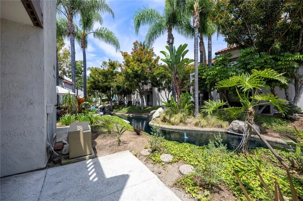 319 Molokai Drive Placentia, CA 92870