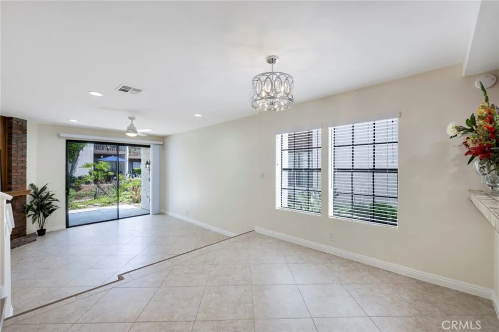 319 Molokai Drive Placentia, CA 92870