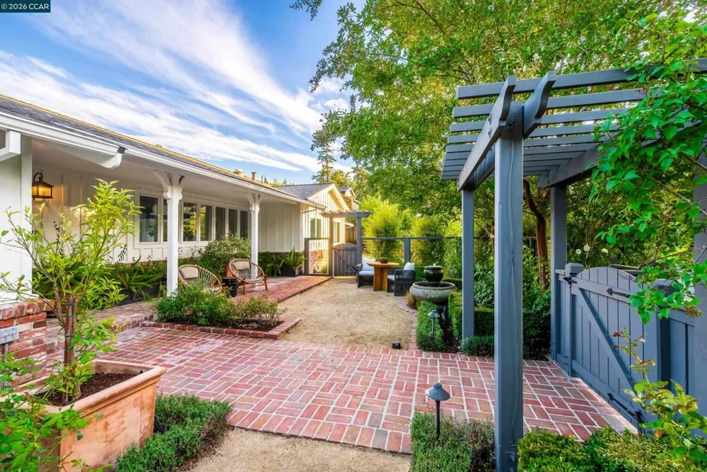 848 Santa Maria Way Lafayette, CA 94549