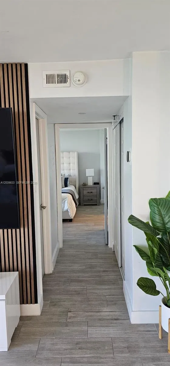 17600 Bay Rd #N906 Sunny Isles Beach, FL 33160