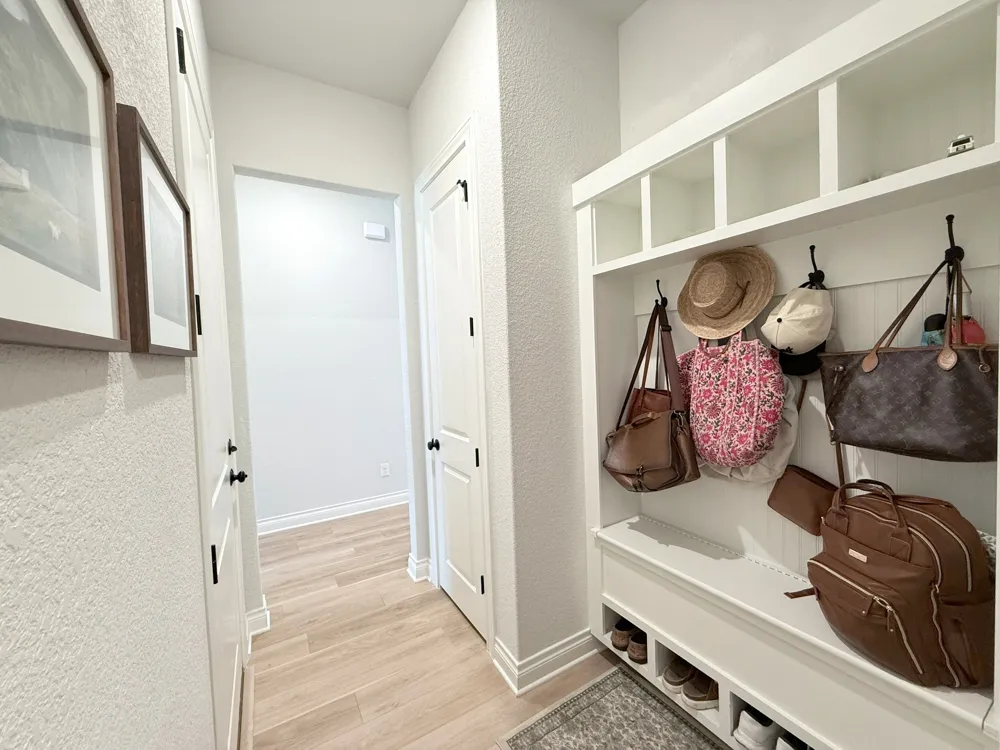 336 Darley Oak Drive Dripping Springs, TX 78620
