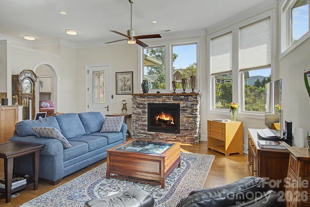 35 Penley Park Drive Weaverville, NC 28787