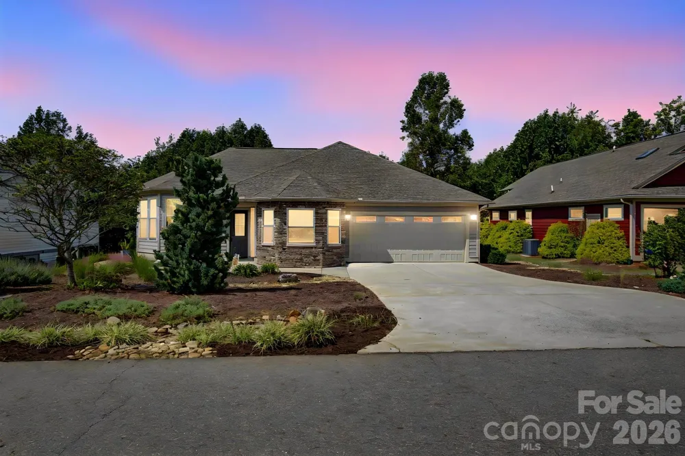35 Penley Park Drive Weaverville, NC 28787