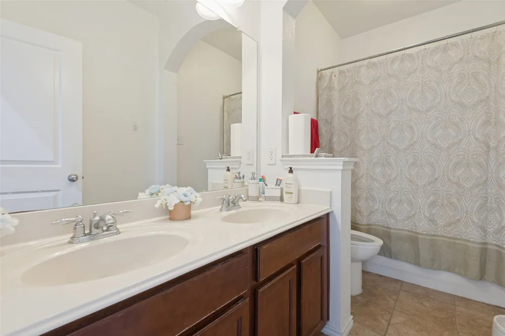 2107 Songbird Drive Forney, TX 75126