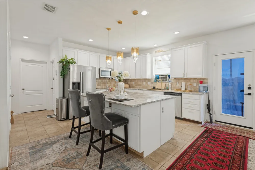 2107 Songbird Drive Forney, TX 75126