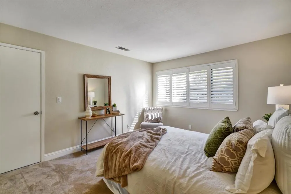2203 LaTerrace Circle San Jose, CA 95123