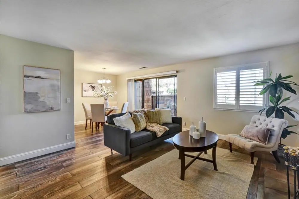 2203 LaTerrace Circle San Jose, CA 95123