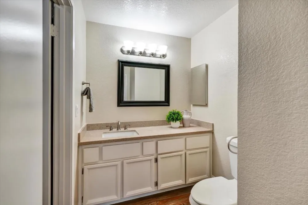 2203 LaTerrace Circle San Jose, CA 95123