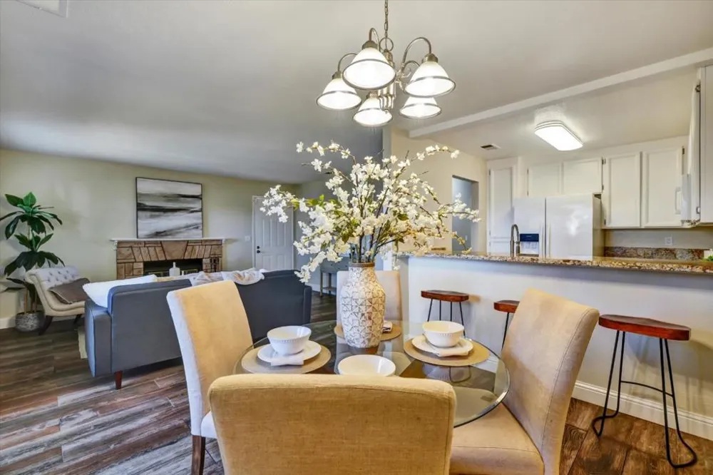 2203 LaTerrace Circle San Jose, CA 95123