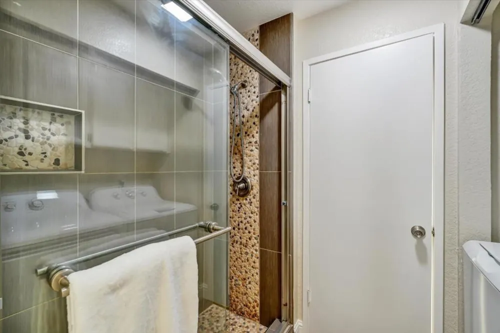2203 LaTerrace Circle San Jose, CA 95123