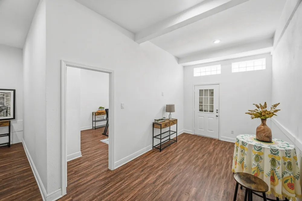 2602 Washington Avenue #C Houston, TX 77007