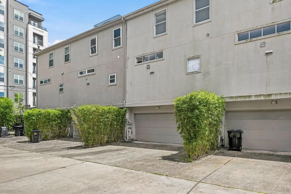 2602 Washington Avenue #C Houston, TX 77007