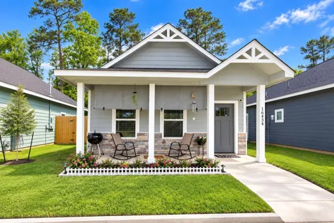 16434 Eastchase