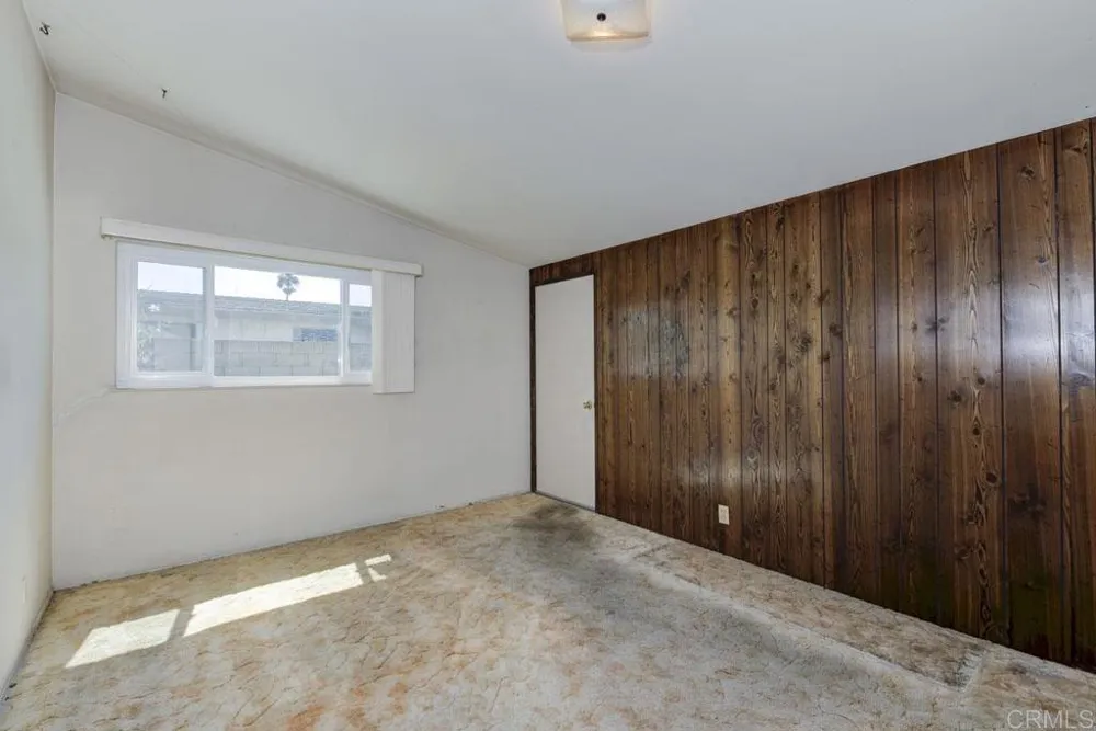 2228 Maple Street Costa Mesa, CA 92627