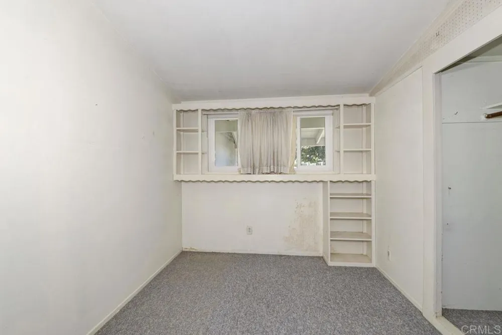 2228 Maple Street Costa Mesa, CA 92627