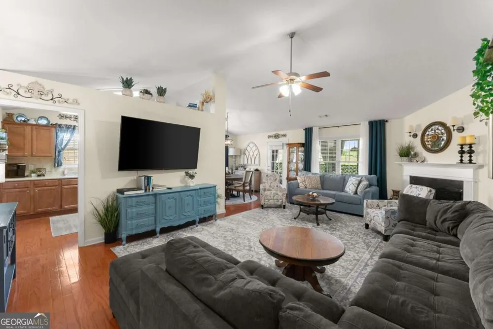 496 Tranquil DR Winder, GA 30680