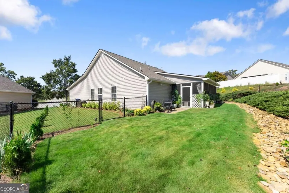 496 Tranquil DR Winder, GA 30680