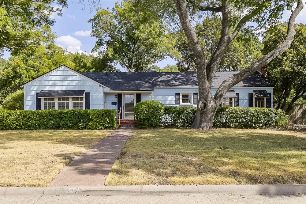 606 Bryson Street Waxahachie, TX 75165