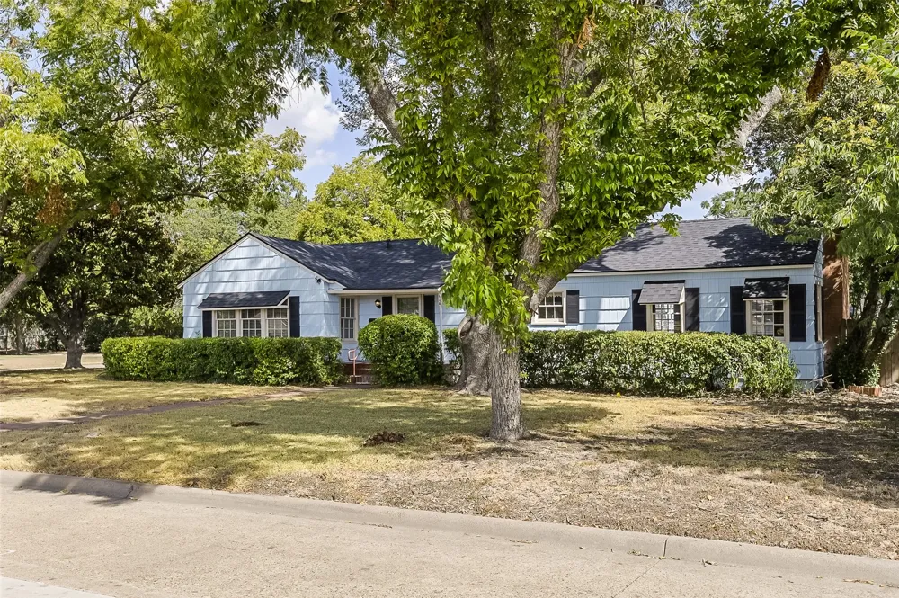 606 Bryson Street Waxahachie, TX 75165
