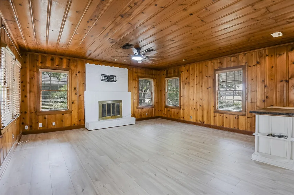 606 Bryson Street Waxahachie, TX 75165