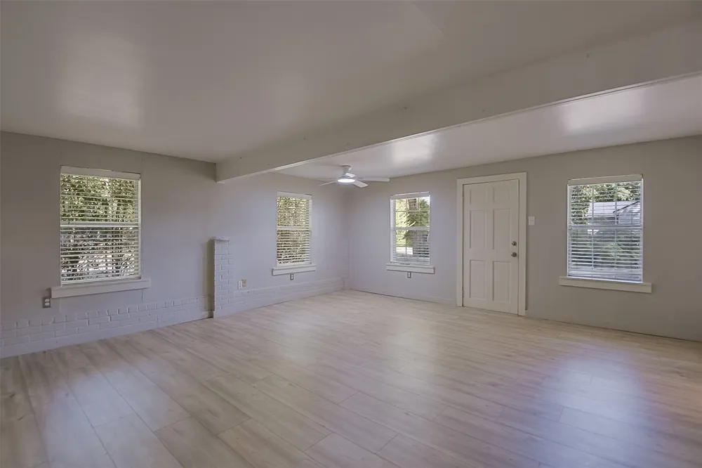 606 Bryson Street Waxahachie, TX 75165