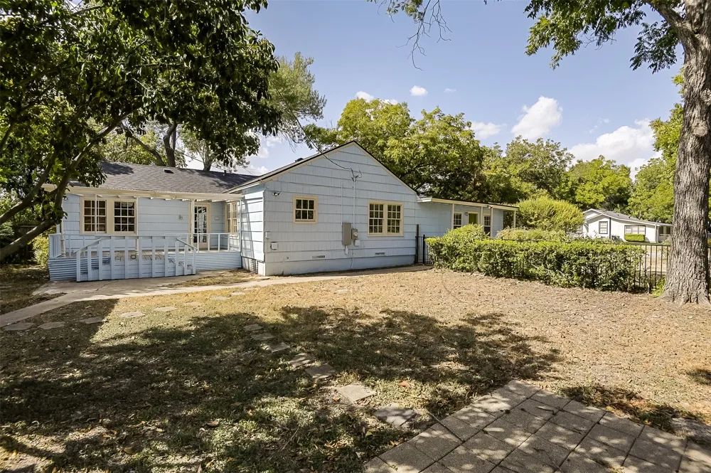 606 Bryson Street Waxahachie, TX 75165
