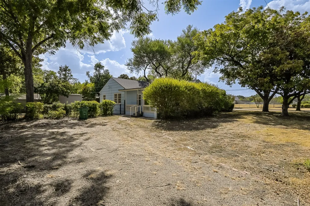 606 Bryson Street Waxahachie, TX 75165
