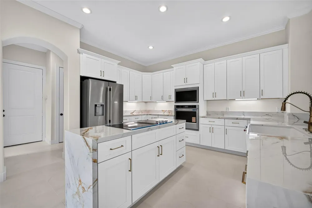 46 Kingwood Greens Drive Houston, TX 77339