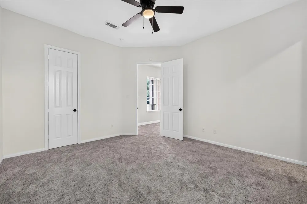 46 Kingwood Greens Drive Houston, TX 77339