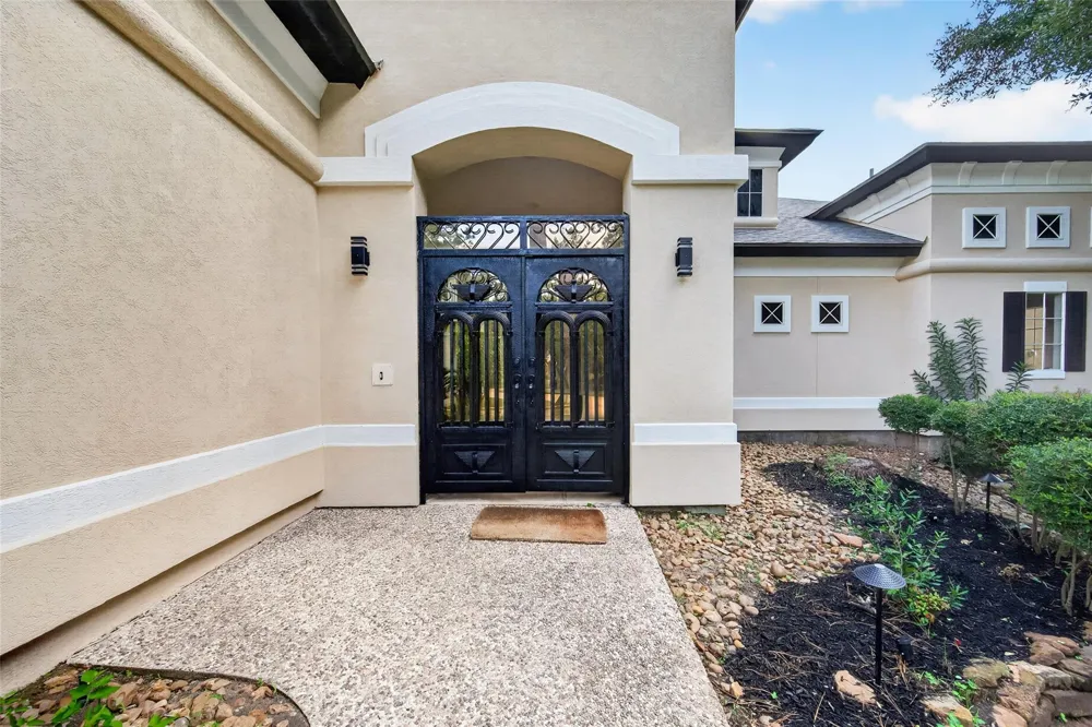 46 Kingwood Greens Drive Houston, TX 77339
