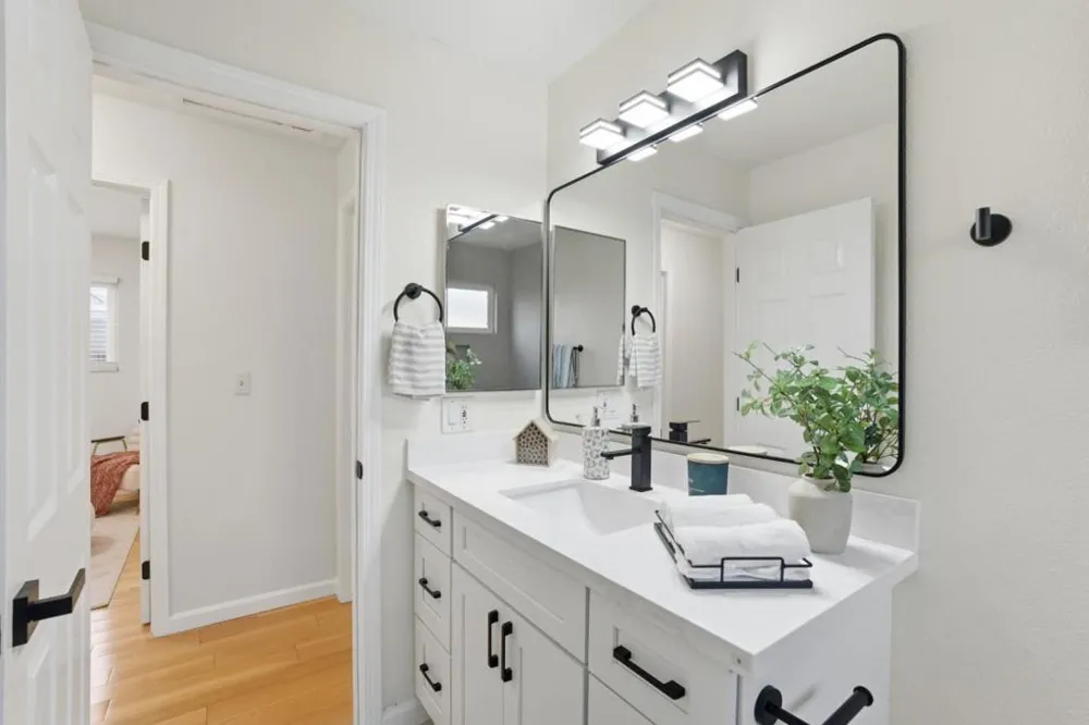 4513 Birchwood Court Union City, CA 94587