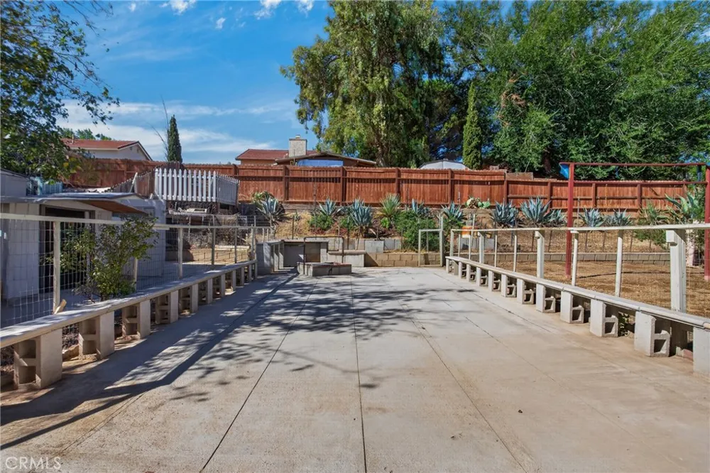 37723 Sandra Lane Palmdale, CA 93550