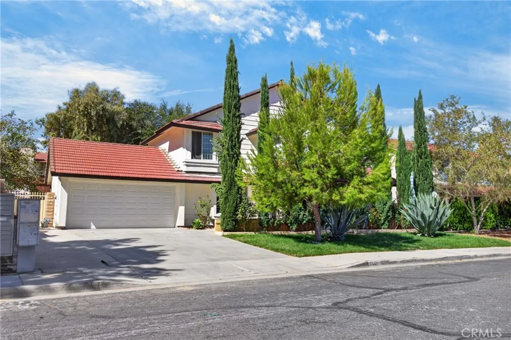 37723 Sandra Lane Palmdale, CA 93550