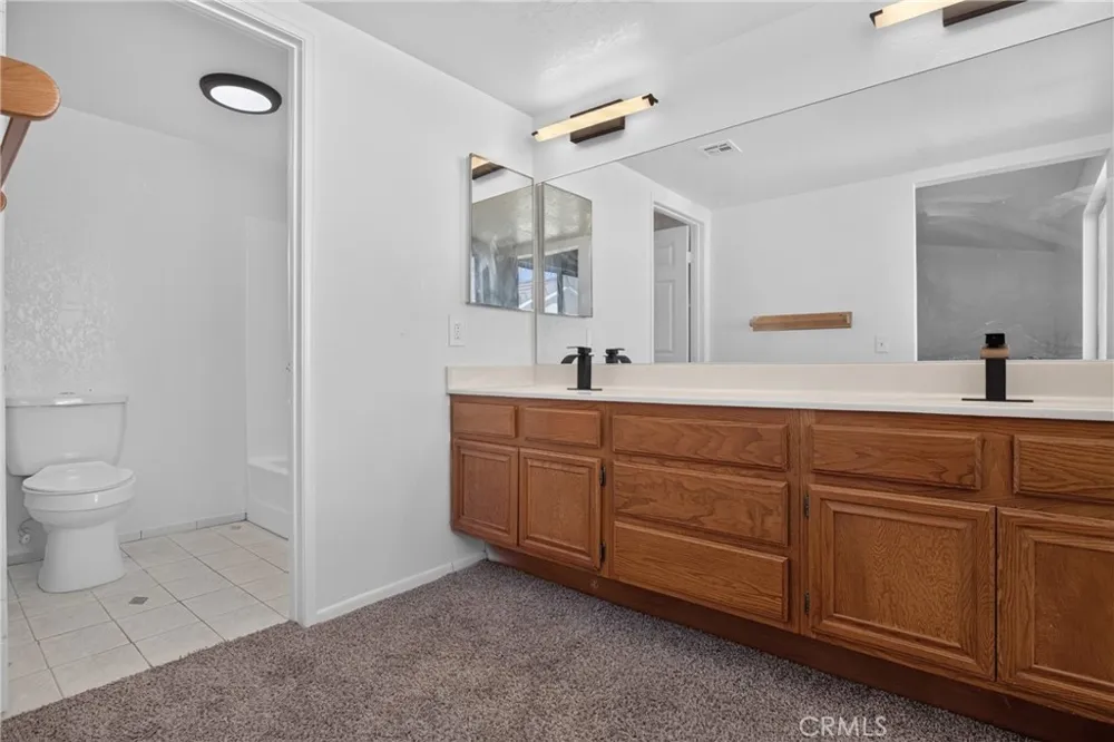 37723 Sandra Lane Palmdale, CA 93550